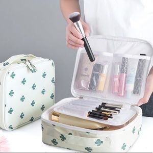 Toiletry cosmetic bag